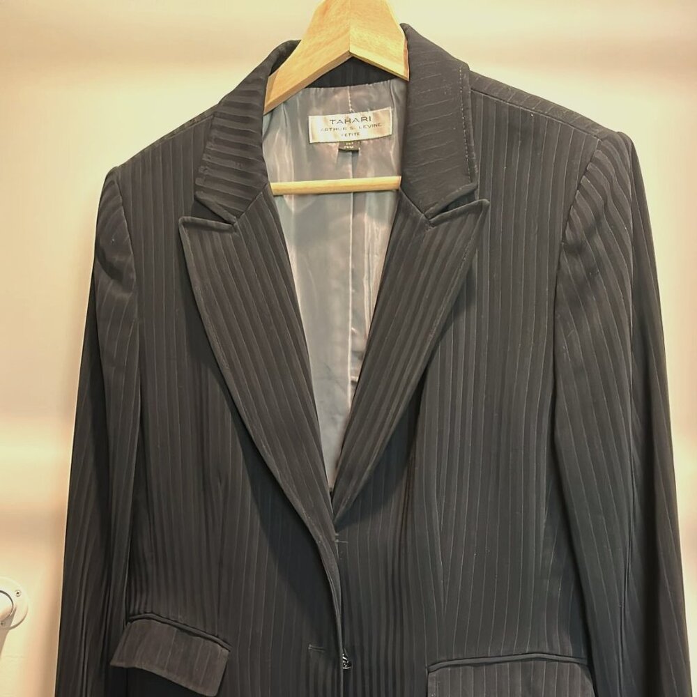 Women Tahari Pantsuit 14p Blue Patterned Stripe